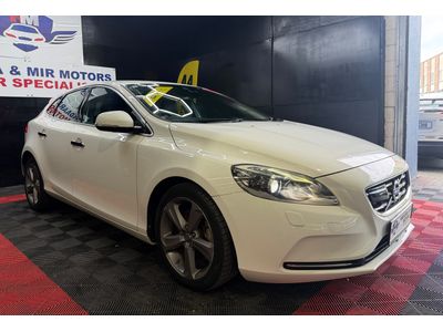 2015 Volvo V40
