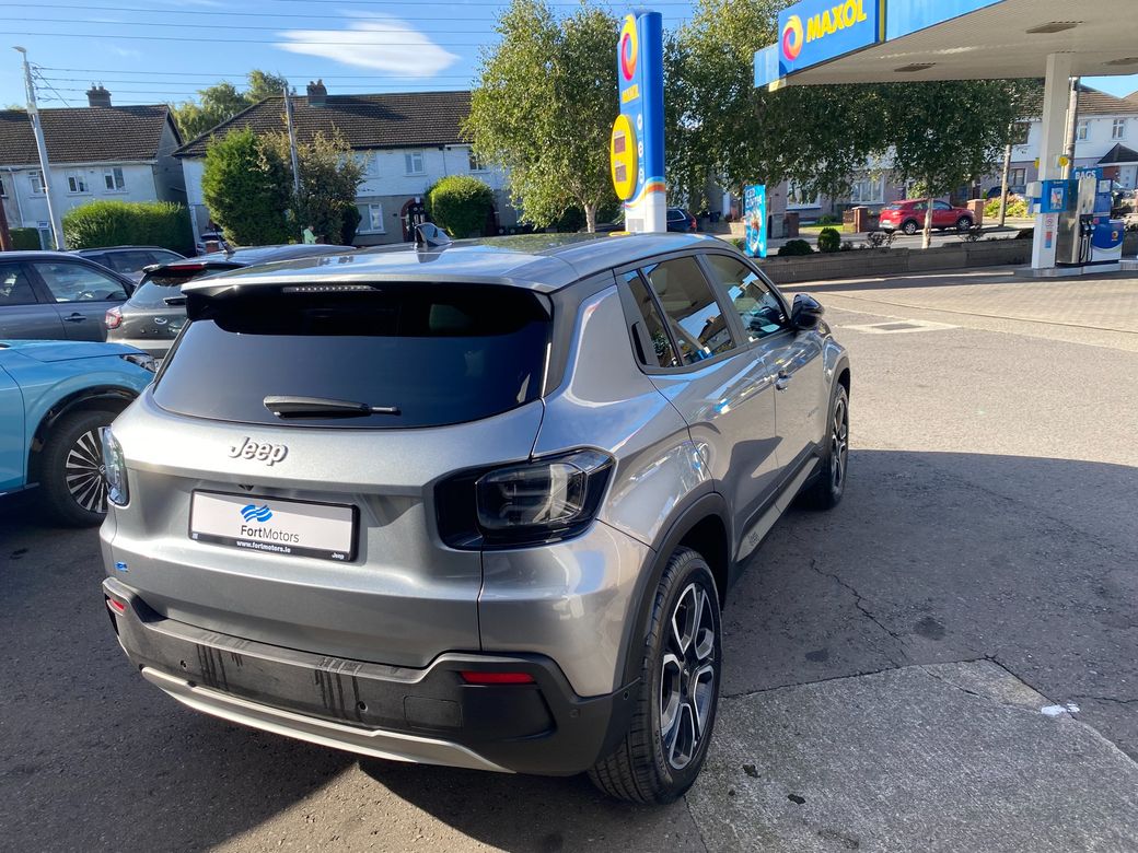 2025 Jeep Avenger