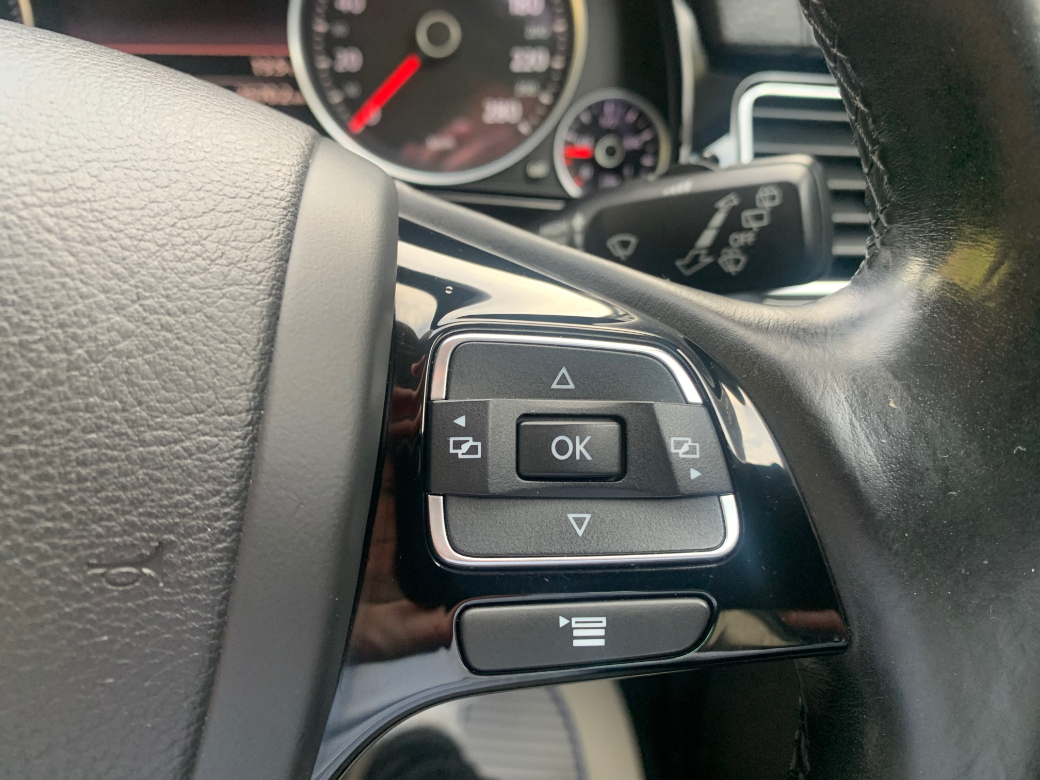 2016 Volkswagen Touareg
