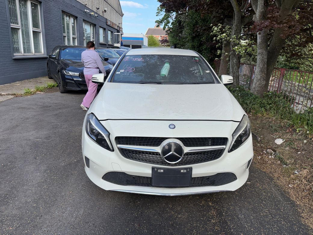 2015 Mercedes-Benz A 180