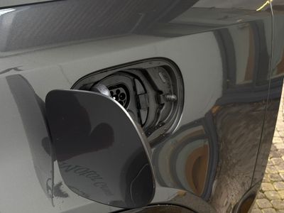 2025 Land Rover Defender 110