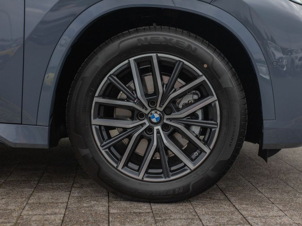 2025 BMW X1