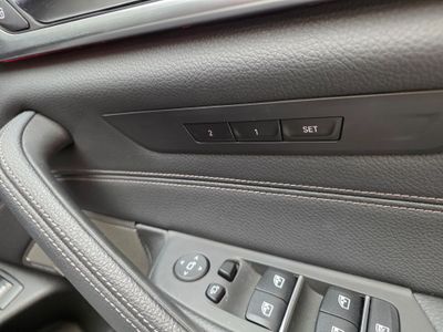 2023 BMW 520