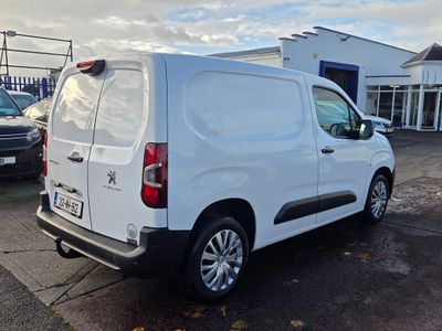 2020 Peugeot Partner
