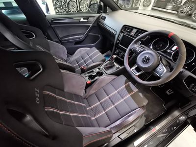 2016 Volkswagen Golf