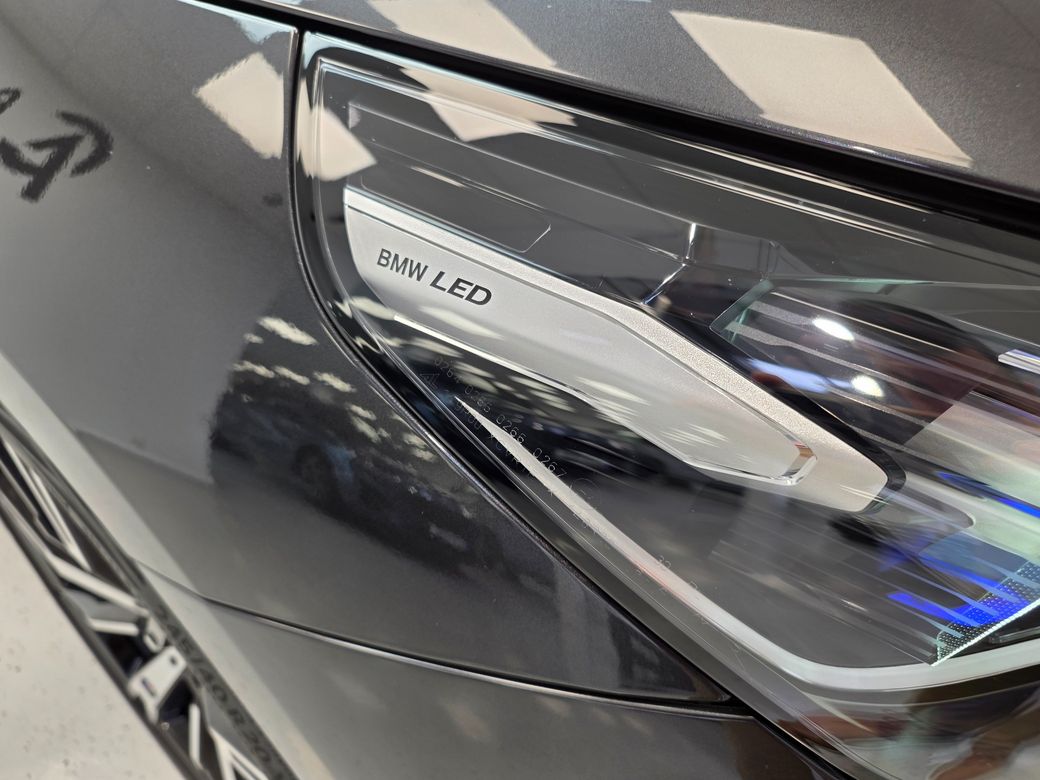 2025 BMW i5