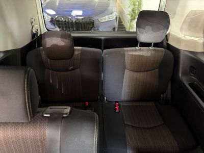 2015 Nissan Serena