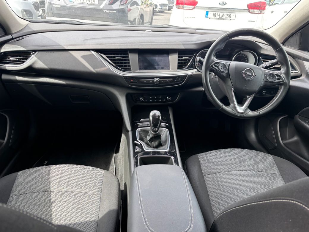 2020 Opel Insignia