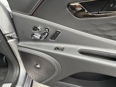 2025 Bentley Flying Spur