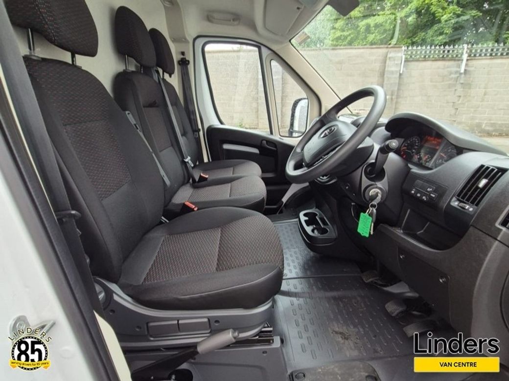2024 Opel Movano