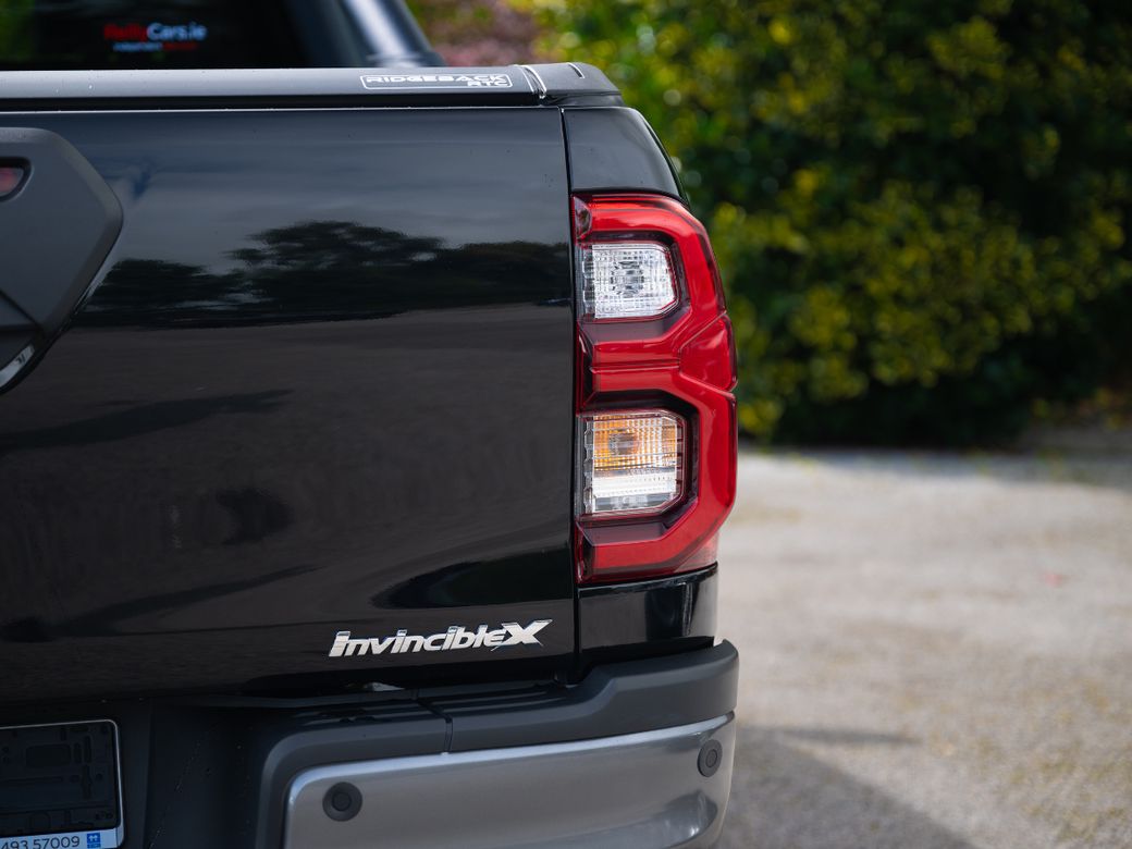 2025 Toyota Hilux