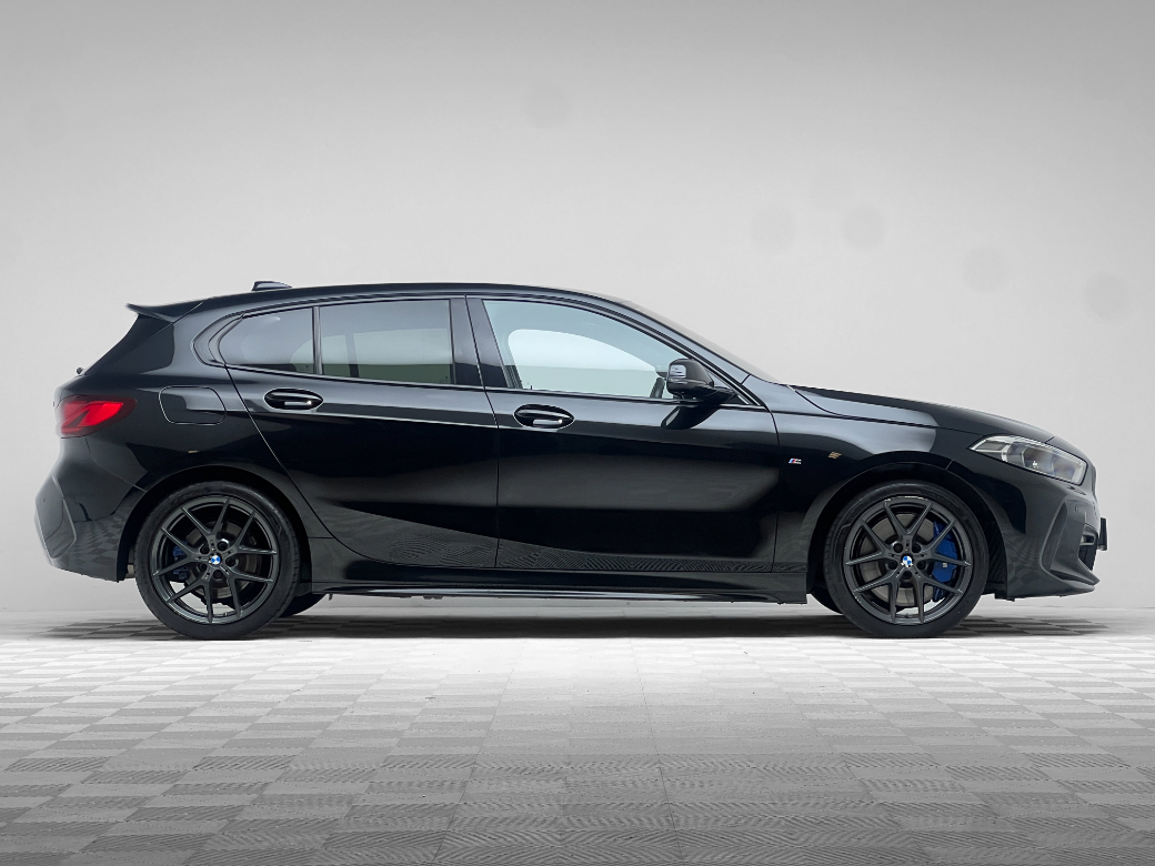 2022 BMW 1 Series
