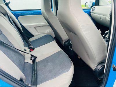 2015 Volkswagen up!