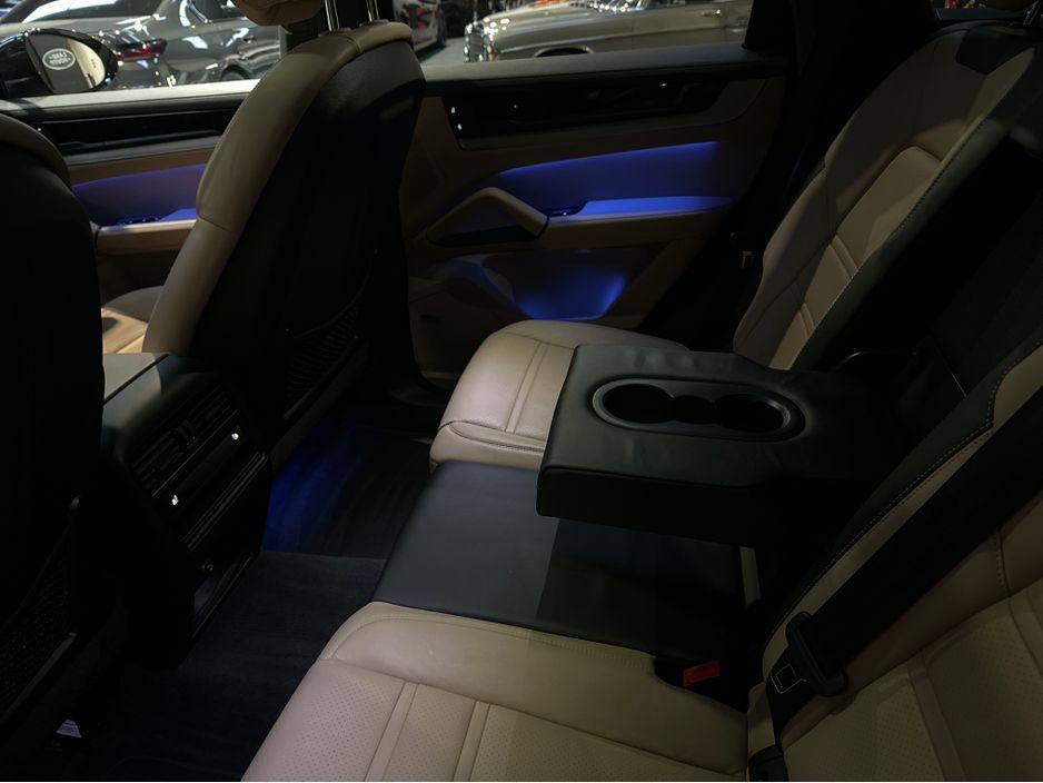 2024 Porsche Cayenne