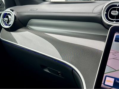 2024 Mercedes-Benz GLC Class