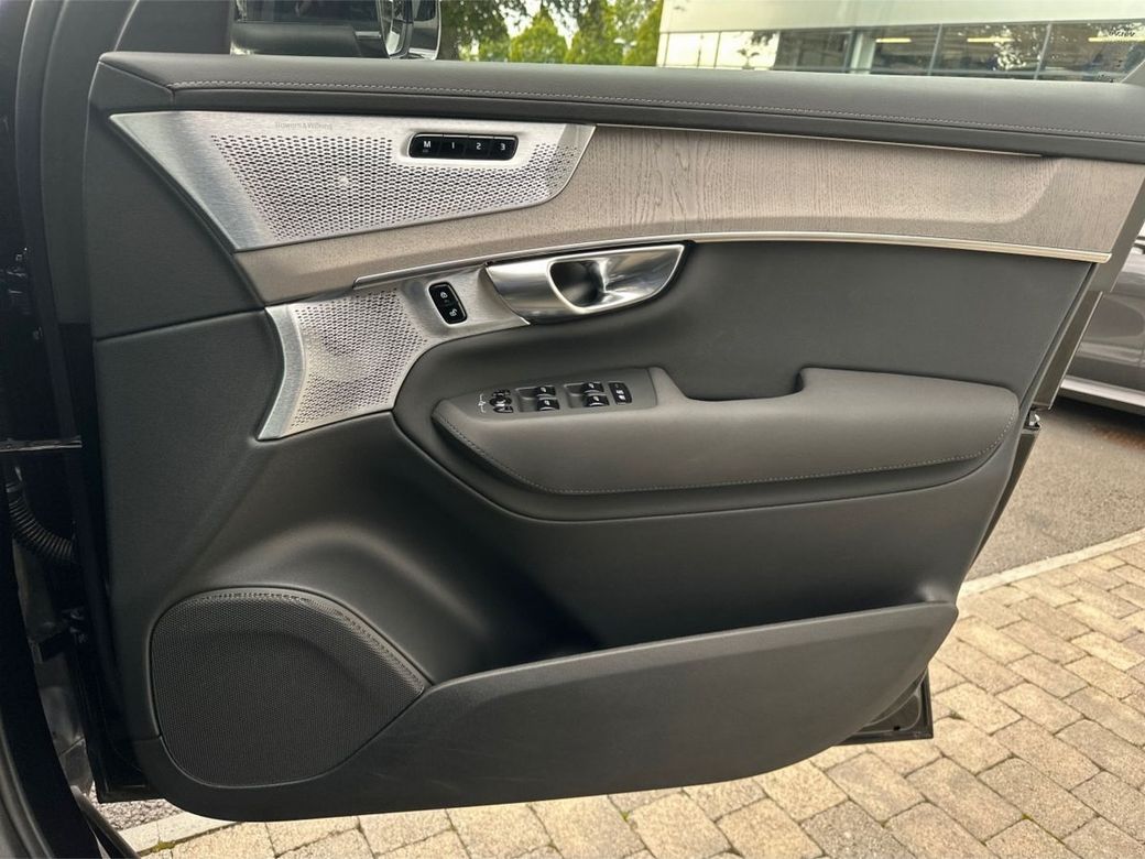 2025 Volvo XC90