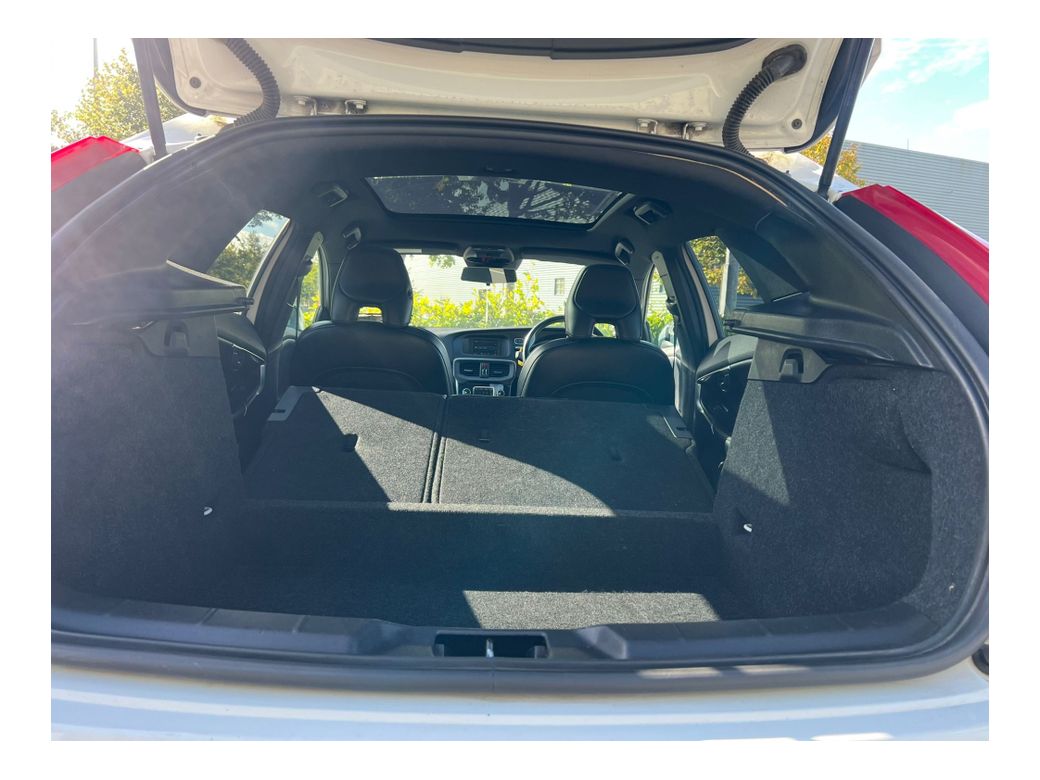 2014 Volvo V40