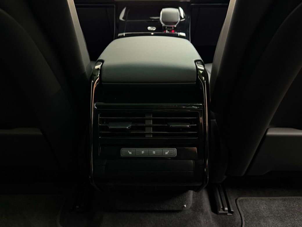2026 Land Rover Range Rover Sport
