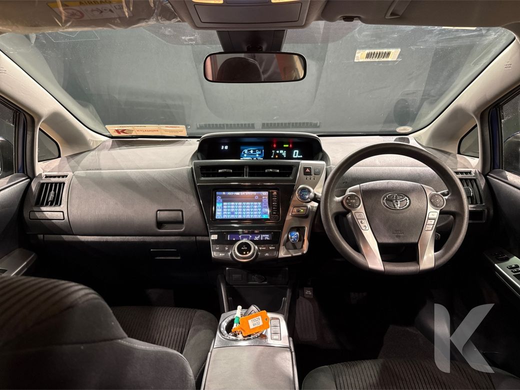 2018 Toyota Prius Alpha