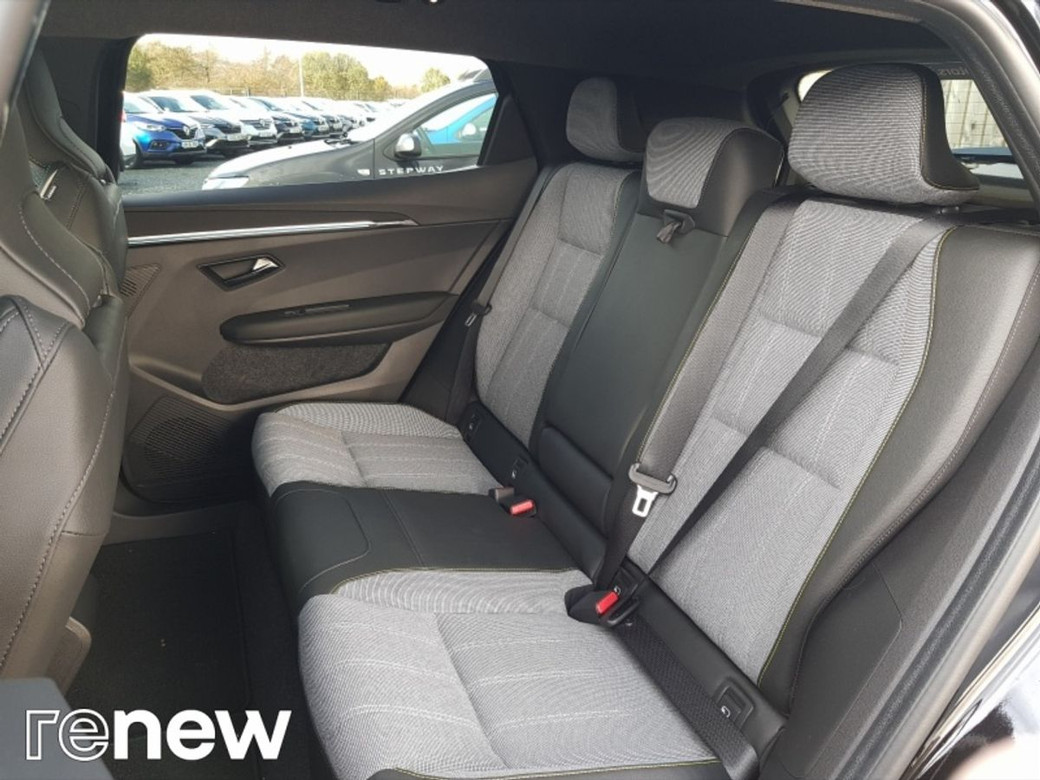 2026 Renault Scenic