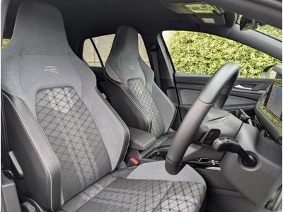 2024 Volkswagen Golf