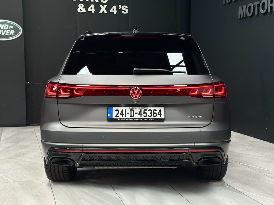 2024 Volkswagen Touareg