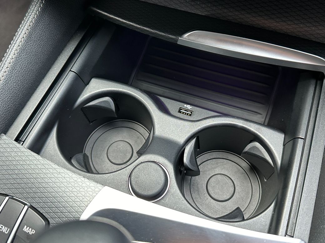 2021 BMW 530
