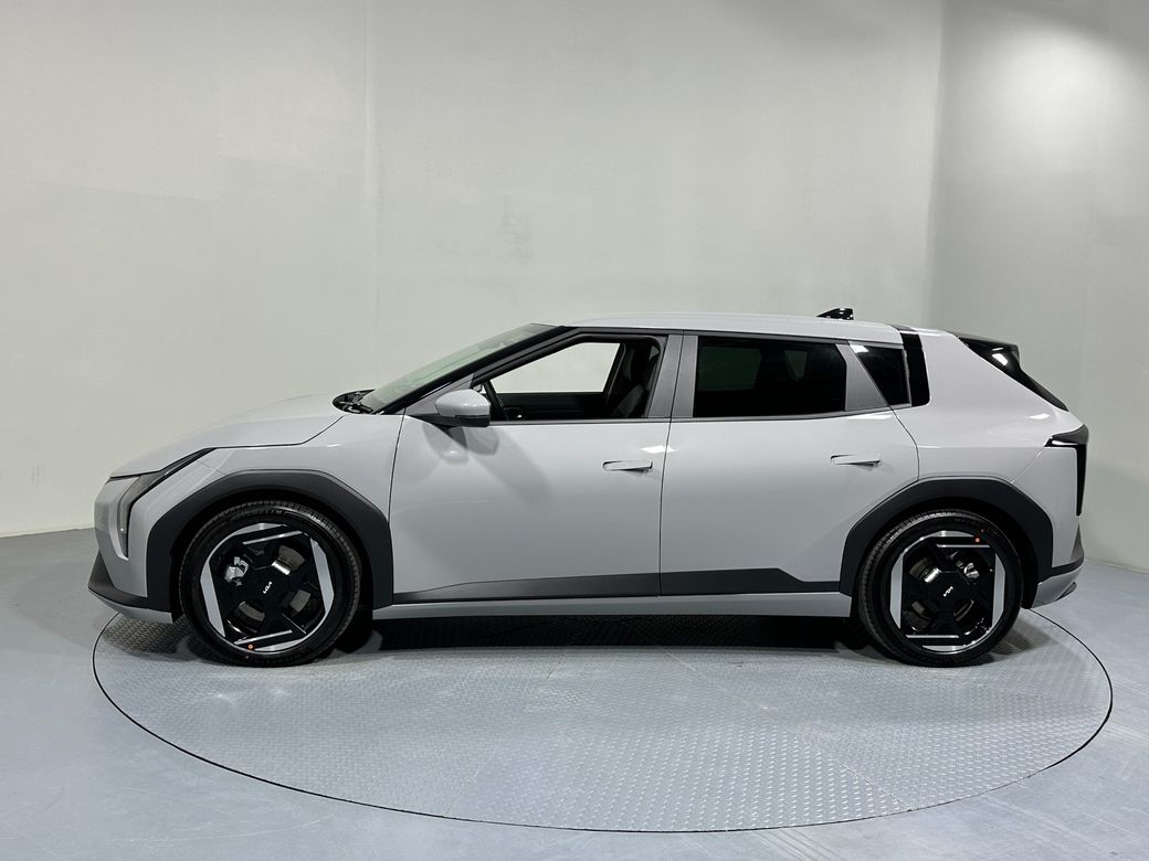 2025 Kia EV4