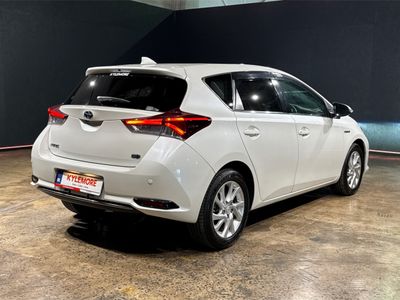 2017 Toyota Auris