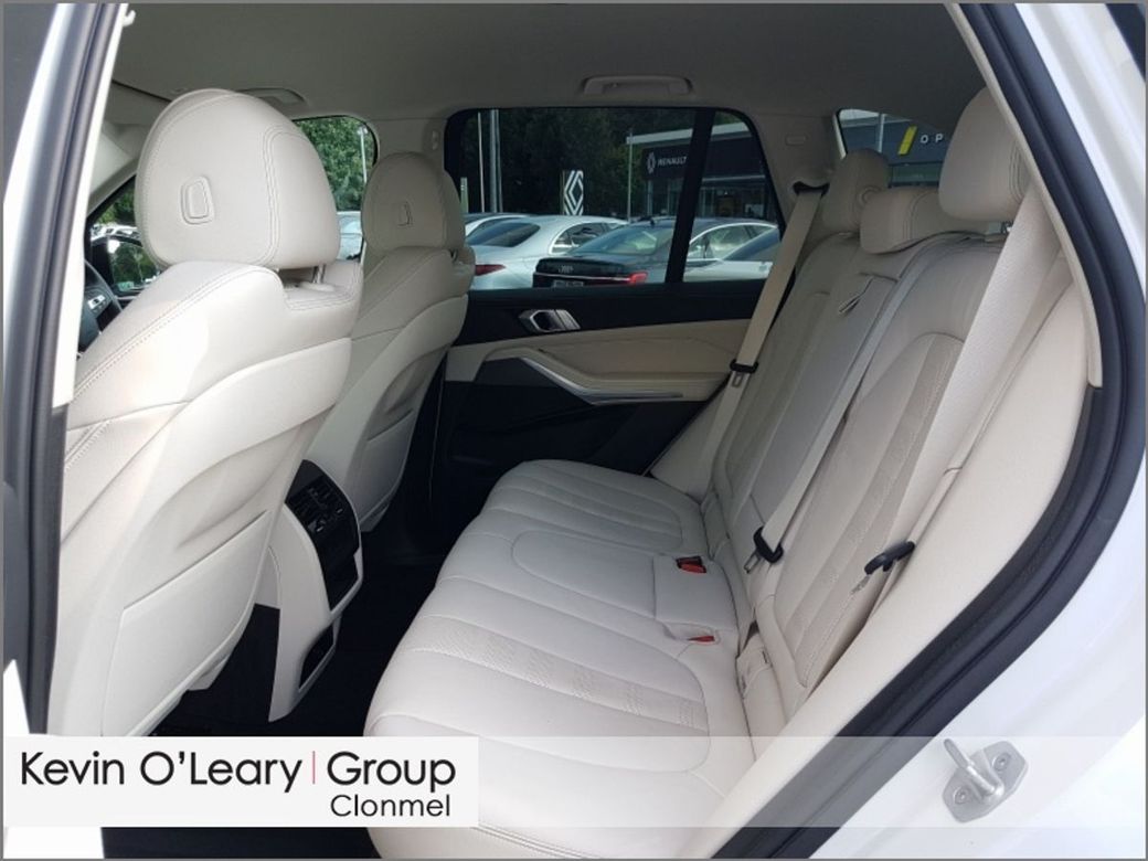 2022 BMW X5