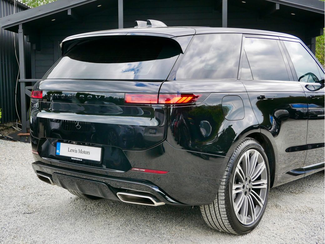 2025 Land Rover Range Rover Sport