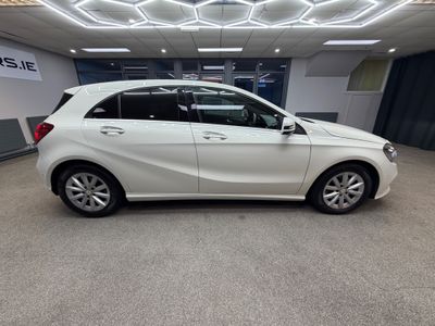 2016 Mercedes-Benz A 180