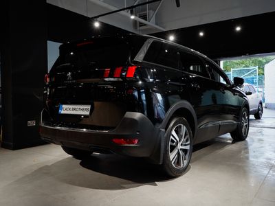 2023 Peugeot 5008