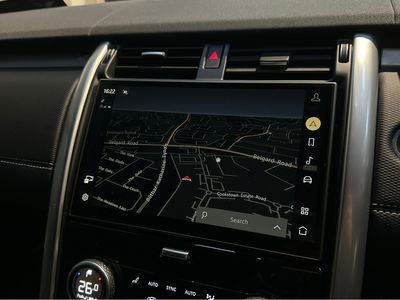 2024 Land Rover Discovery