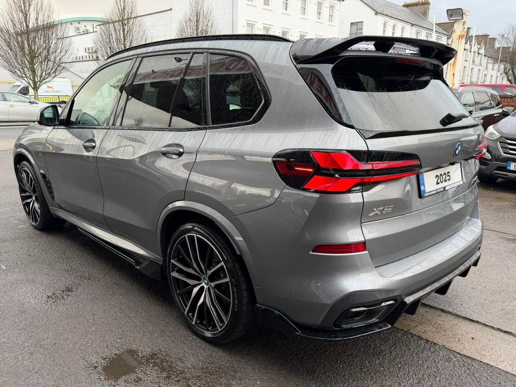 2025 BMW X5