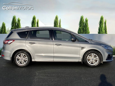 2021 Ford S-Max
