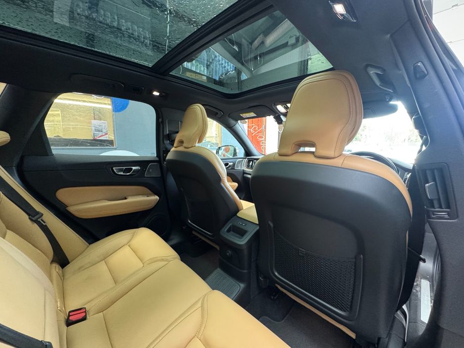 2021 Volvo XC60