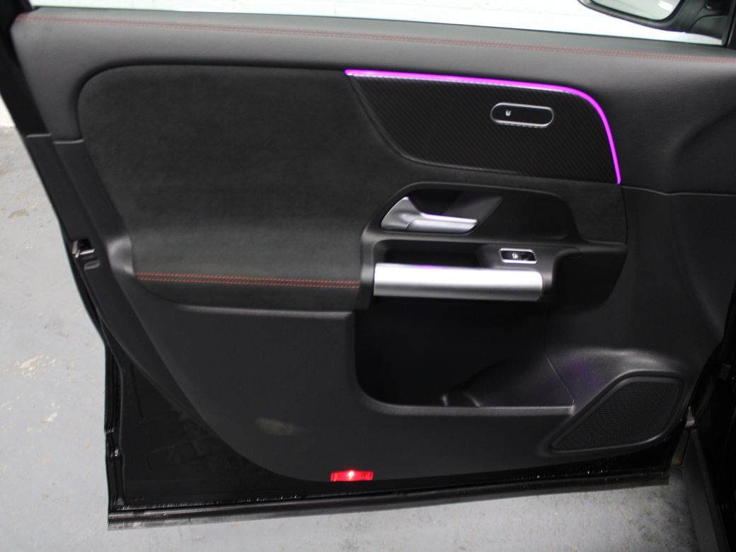 2025 Mercedes-Benz GLA Class