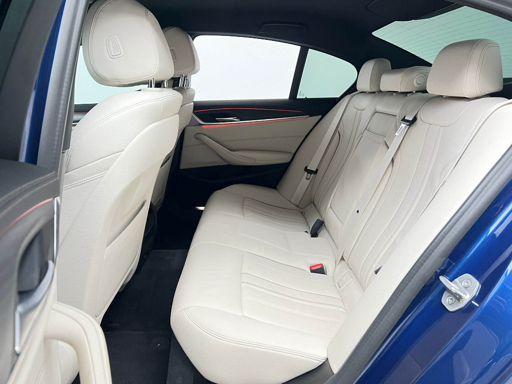 2022 BMW 5 Series