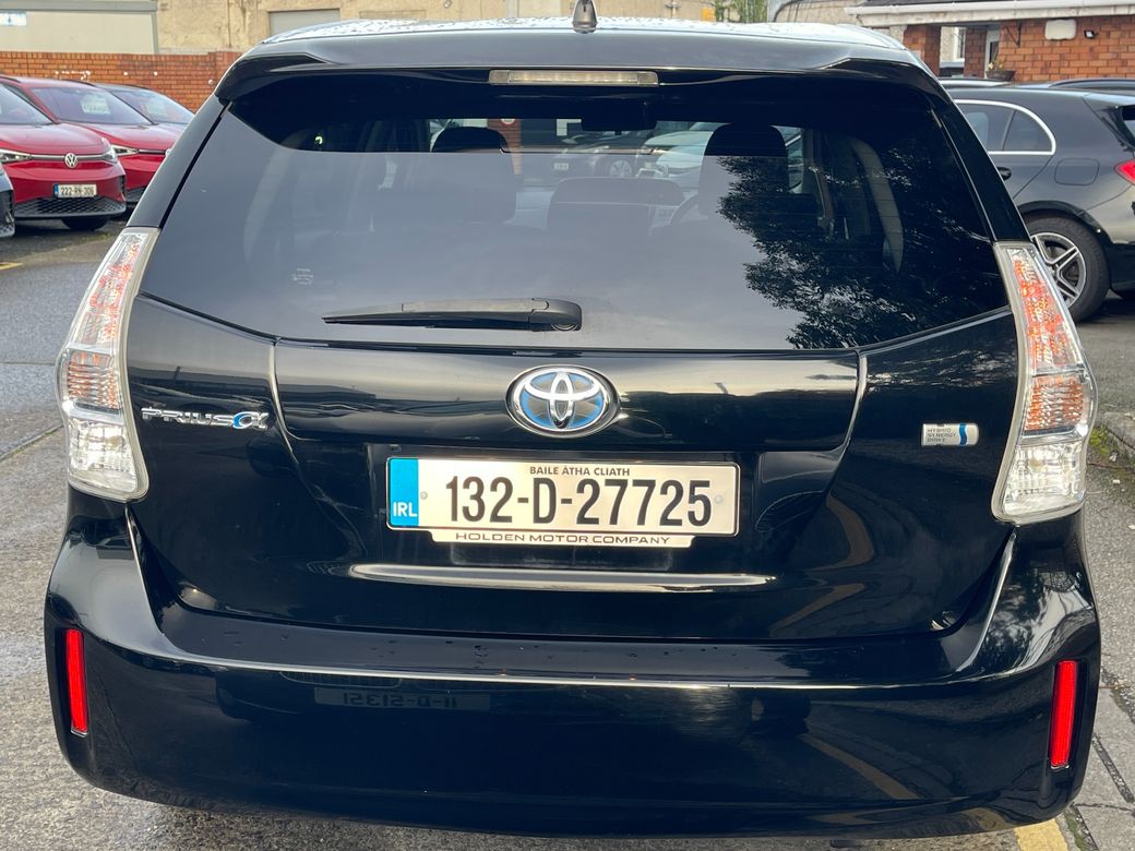 2013 Toyota Prius Alpha