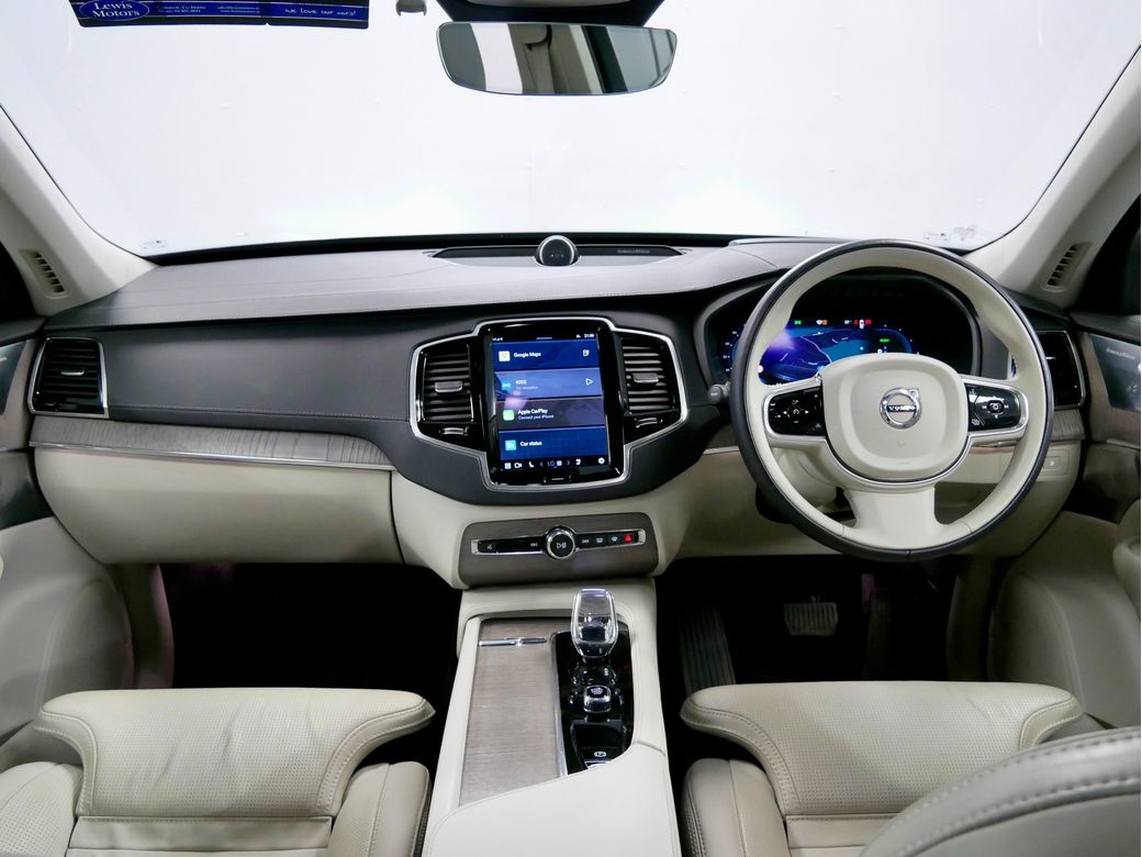 2023 Volvo XC90