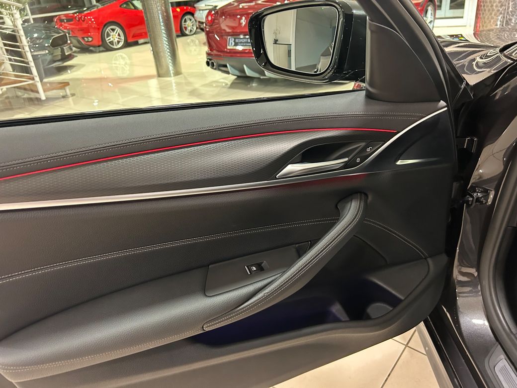 2021 BMW 5 Series
