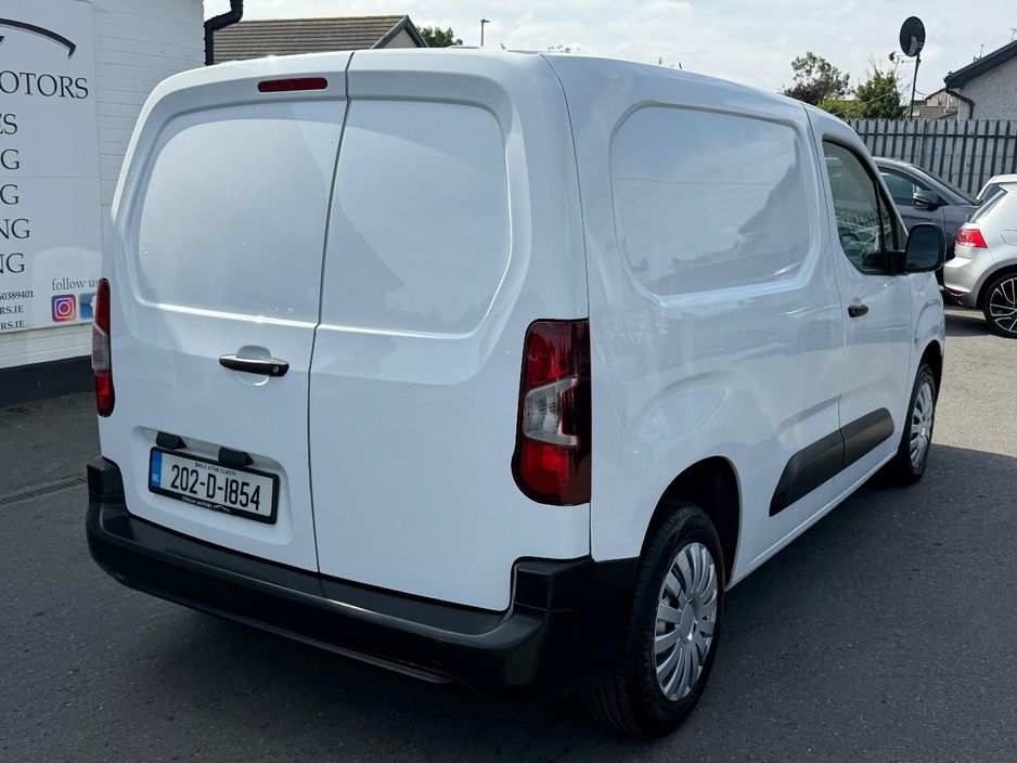2020 Peugeot Partner