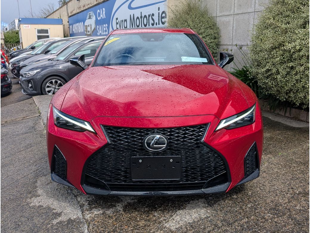 2023 Lexus IS 300h