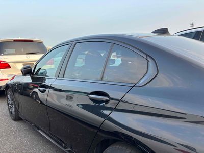 2019 BMW 330