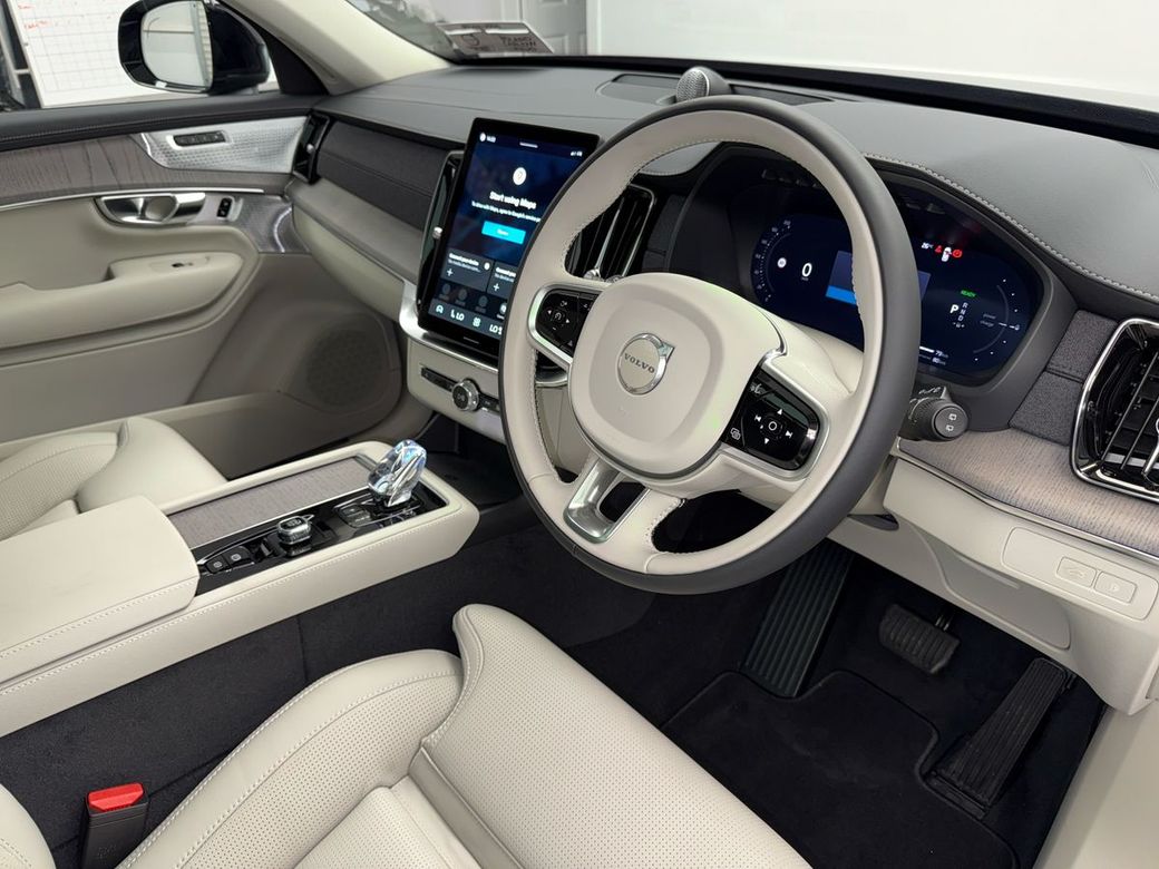 2025 Volvo XC90
