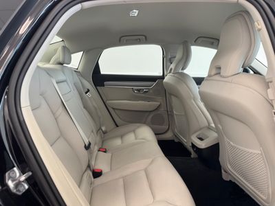 2020 Volvo S90