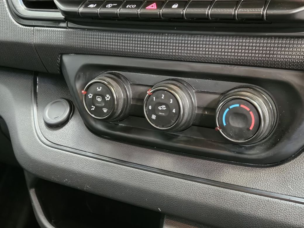 2023 Renault Trafic