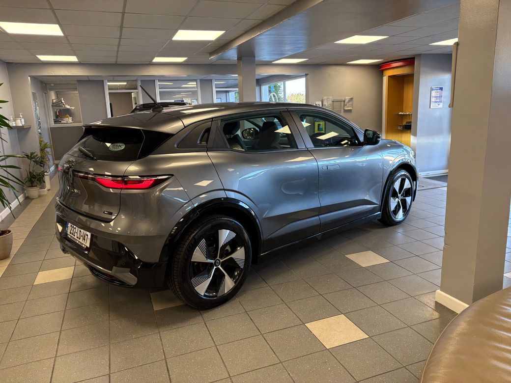 2023 Renault Megane E-Tech