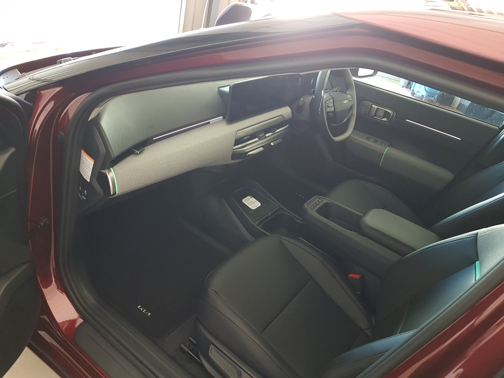 2027 Kia EV4